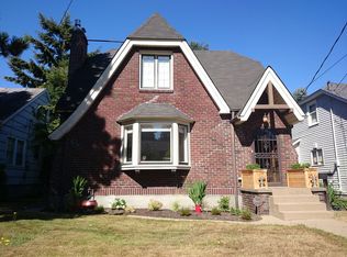 2719 38th Ave SW, Seattle, WA 98126