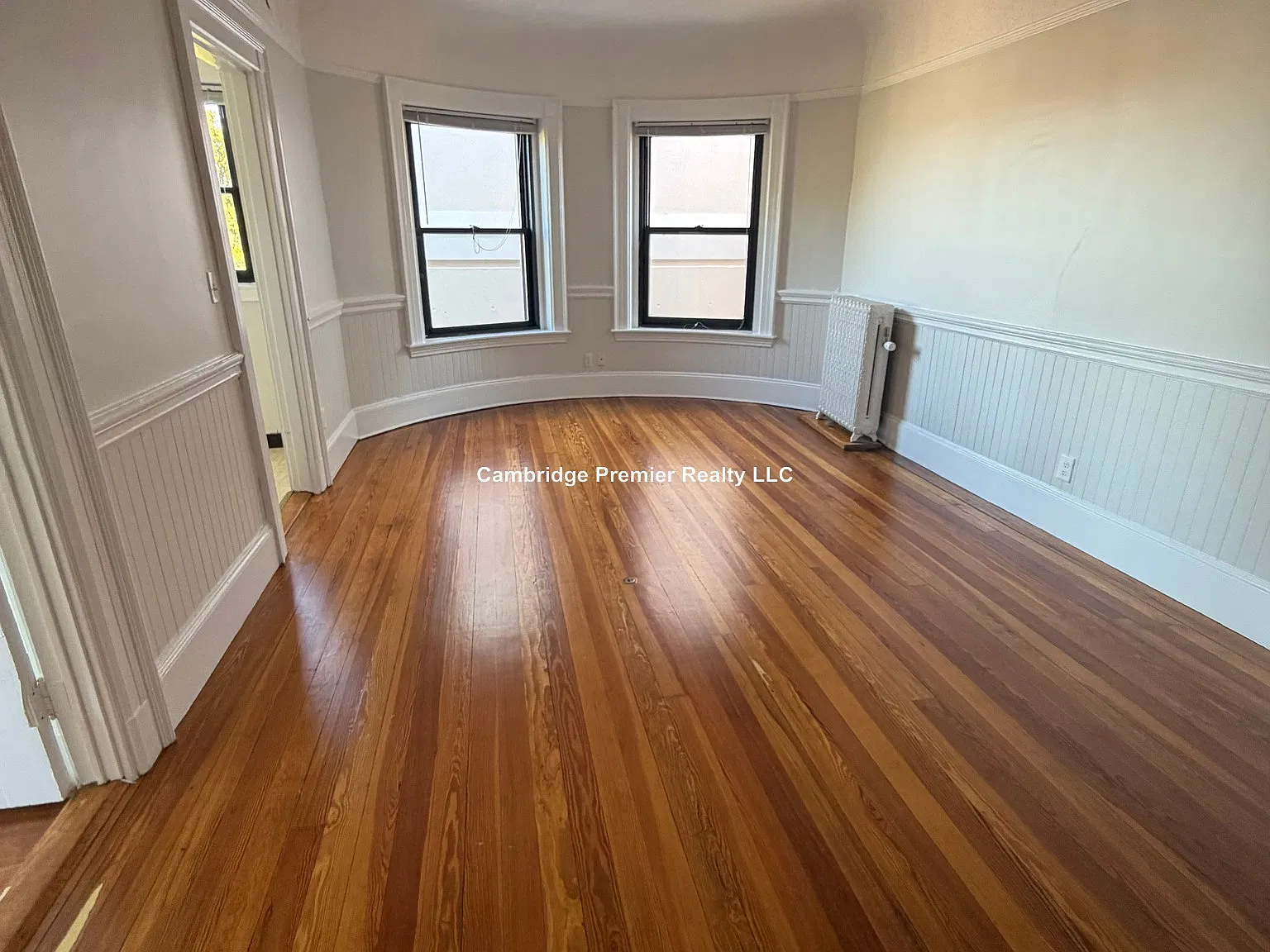 2 bed, 1000 sqft, $2,977 — Photo 2