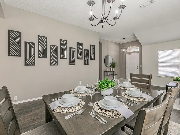 7017 Chateau Dr — Photo 42