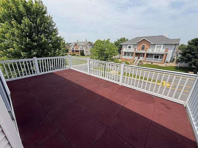 8217 Mansion Hill Ave — Photo 23