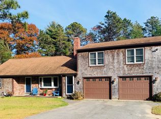 270 Mashpee Neck Rd, Mashpee, MA 02649
