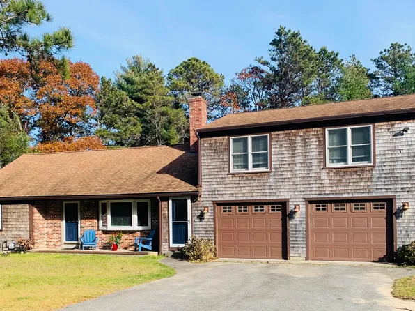 270 Mashpee Neck Road, Mashpee, MA 02649