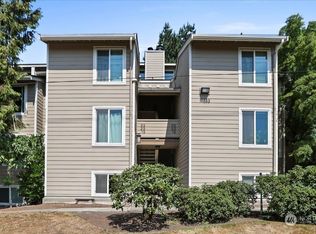 19853 25th Ave NE APT 113, Lake Forest Park, WA