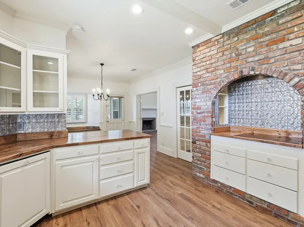 2 Trailridge Dr, Melissa, TX 75454