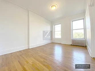 Rented by ZealEstate Group Inc