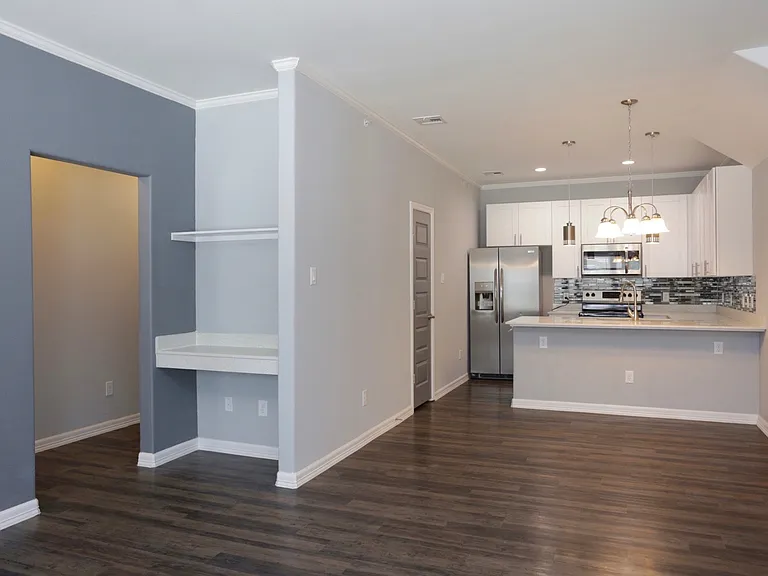 2608 Avenue K St #38 — Photo 23