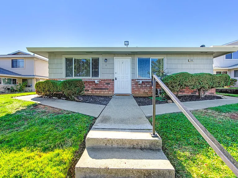 11650 Garnet Way #1 — Photo 4