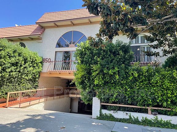 2nd image of 1850 Midvale Ave APT 3
