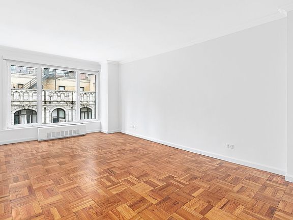 5th image of 200 Central Park S APT 14J