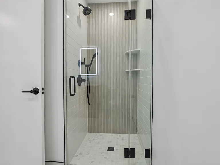 325 Manville Rd #102 — Photo 23