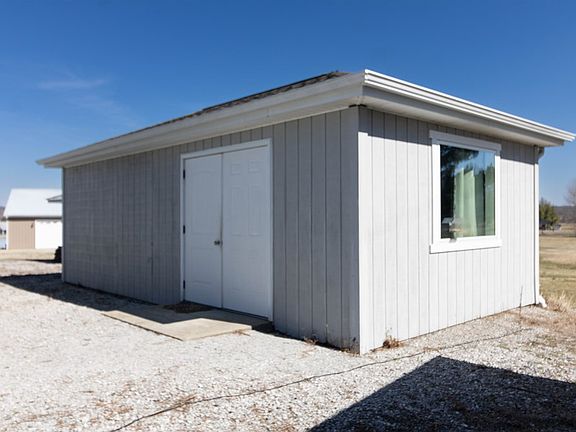 5th image of 139 Beeny Rd