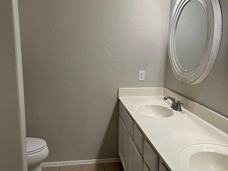 621 N Alder Dr — Photo 17