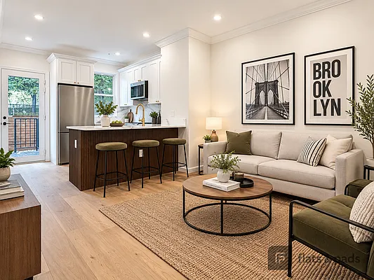 Living room, photo 1
