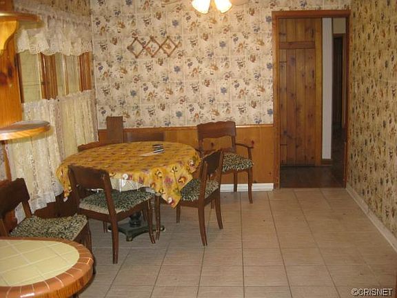 4th image of 23035 Leonora Dr