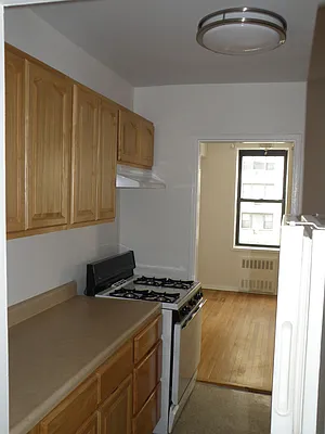 Rented by Jeffrey Erskine, LREB | media 6