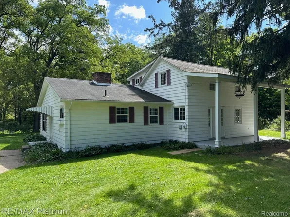 3465 S Old Us Highway 23, Brighton, MI 48114