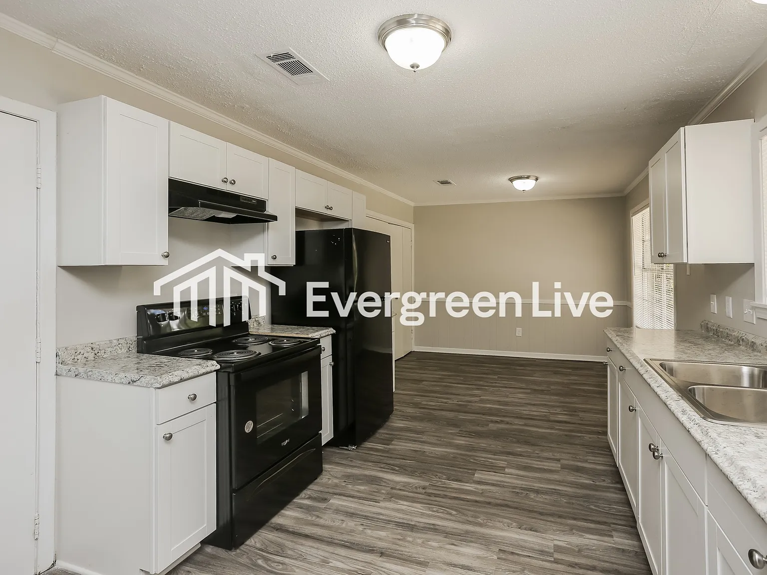 4 bed, 2.0 bath, 1700 sqft, $1,395 — Photo 4
