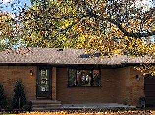 585 Union Rd, West Seneca, NY 14224