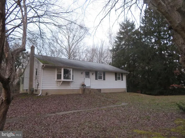 106 Beaver Dam Rd, Southampton, NJ 08088