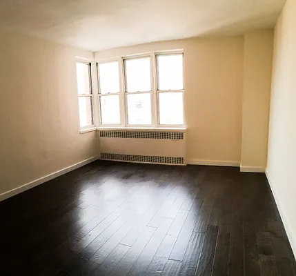 Sold by Argent Advisors LLC | media 4