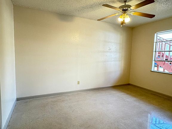 5th image of 1326 S Saint Marys St #3