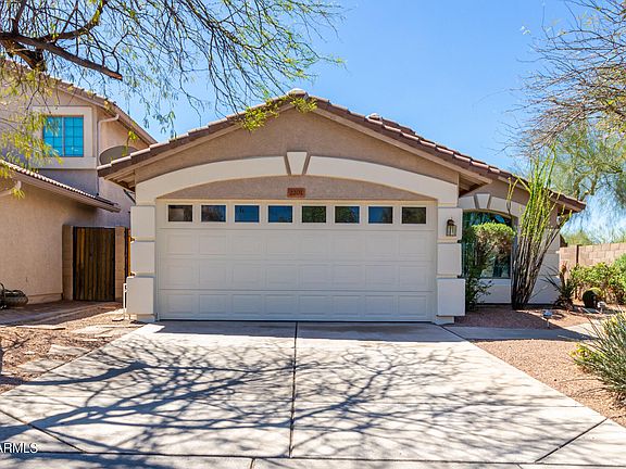 2nd image of 2201 E PARAISO Drive