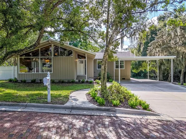 14348 22nd St, Dade City, FL 33523