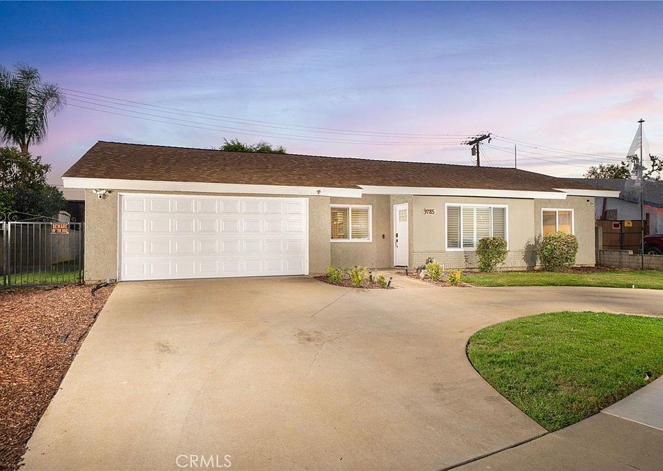 1st image of 9785 Estacia Ct