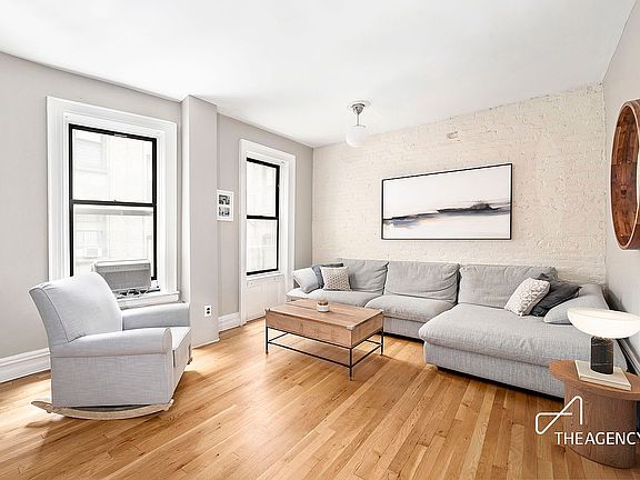 3rd image of 509 W 122nd St #10