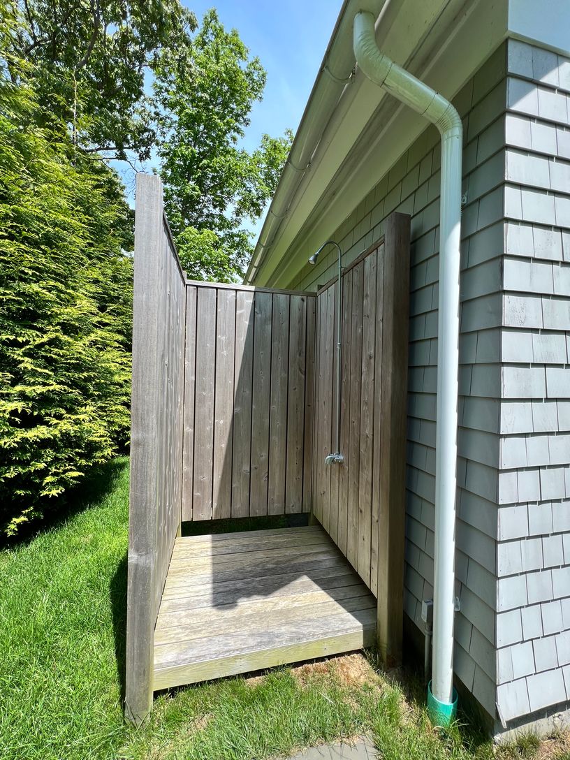  Outdoor Shower