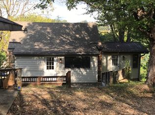 76 Red Hill Rd, Fairfield, VA 24435