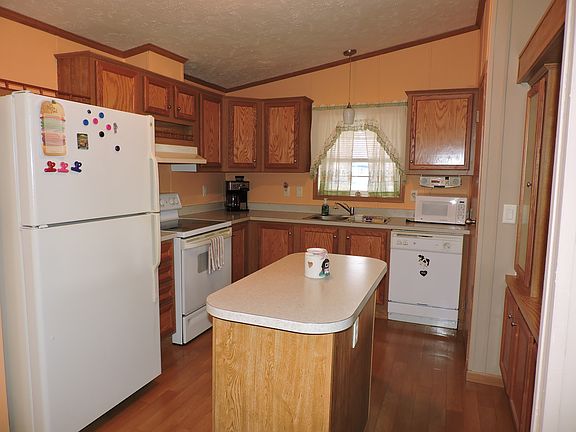 5th image of 34882 Halyard St