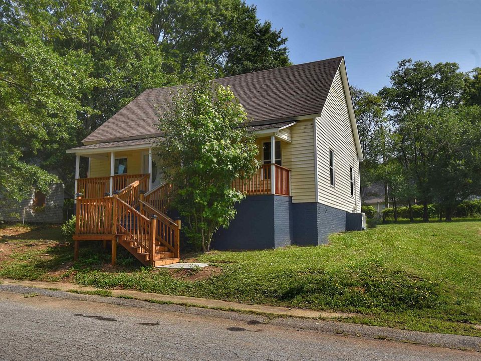 233 Beason St, Woodruff, SC 29388 Zillow