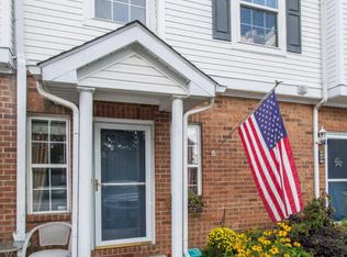 3076 Ravine Pointe Dr, Columbus, OH 43231