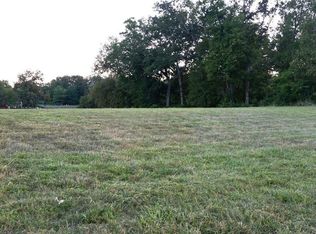 5318 Wild Oak Ln, Smithton, IL 62285