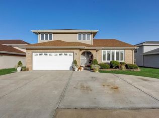 20113 Dolphin Ave, Lynwood, IL 60411