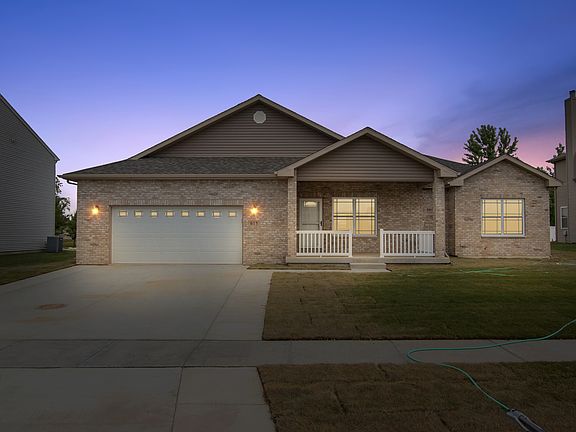 4th image of 2032 Brook Stone Dr
