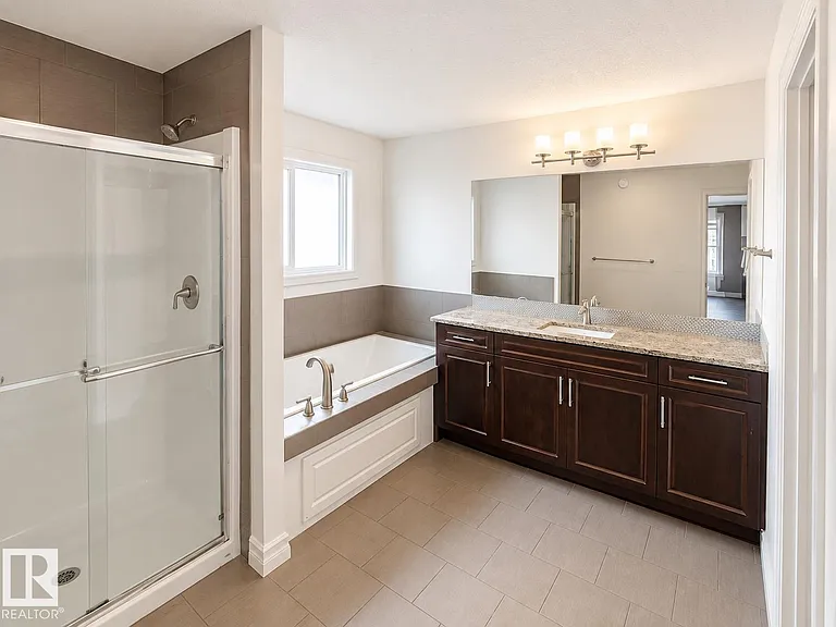 1646 Davidson Grn SW — Photo 16