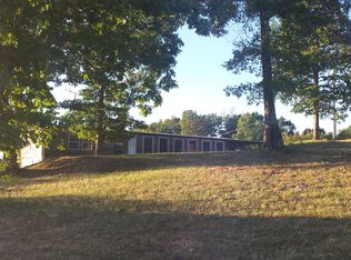 22 Snow Rd, Pikeville, TN 37367