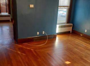 212 Ash St APT 1, Manchester, NH 03104
