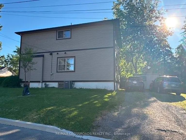 62 Sanders Blvd — Photo 11
