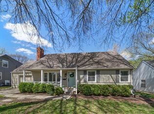 4420 W 54th St, Roeland Park, KS 66205