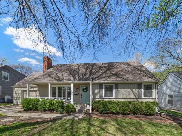 4420 W 54th St, Roeland Park, KS 66205