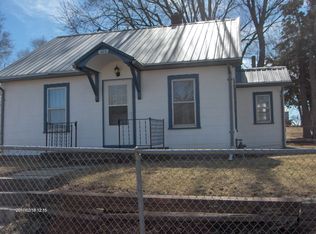 409 Calhoun St, Tecumseh, NE 68450