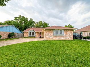 9318 Benning Dr, Houston, TX 77031