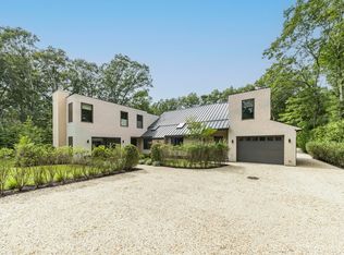 19 Hillside Ave, Sag Harbor, NY 11963