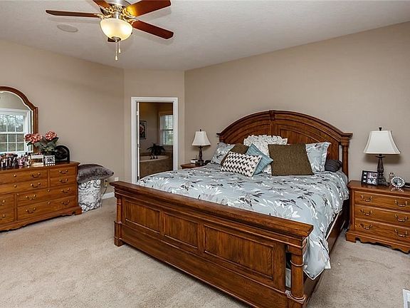 4th image of 1003 Rock Creek Dr