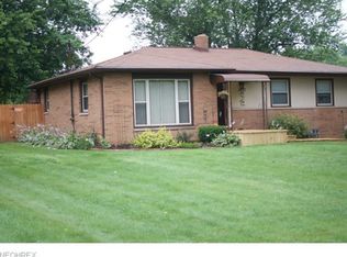 1987 Massillon Rd, Akron, OH 44312