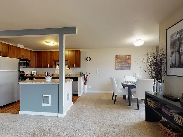 Foothill Commons — Photo 12