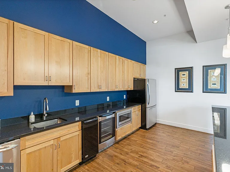 414 Water St #2512 — Photo 34